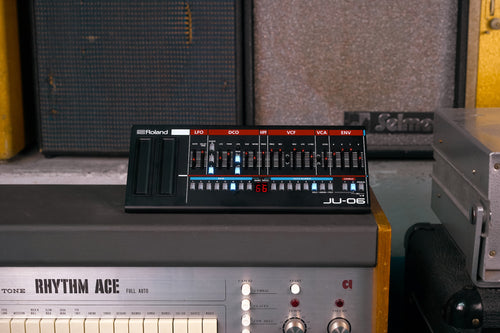 Roland JU-06